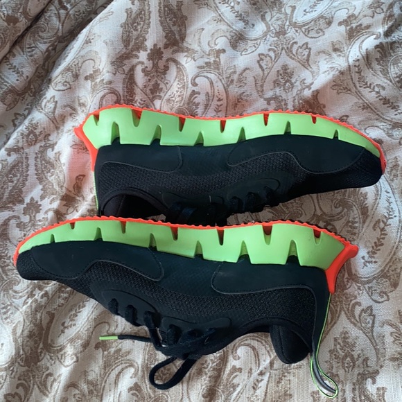 MENS REEBOK ZIG DYNAMICA - Picture 5 of 6